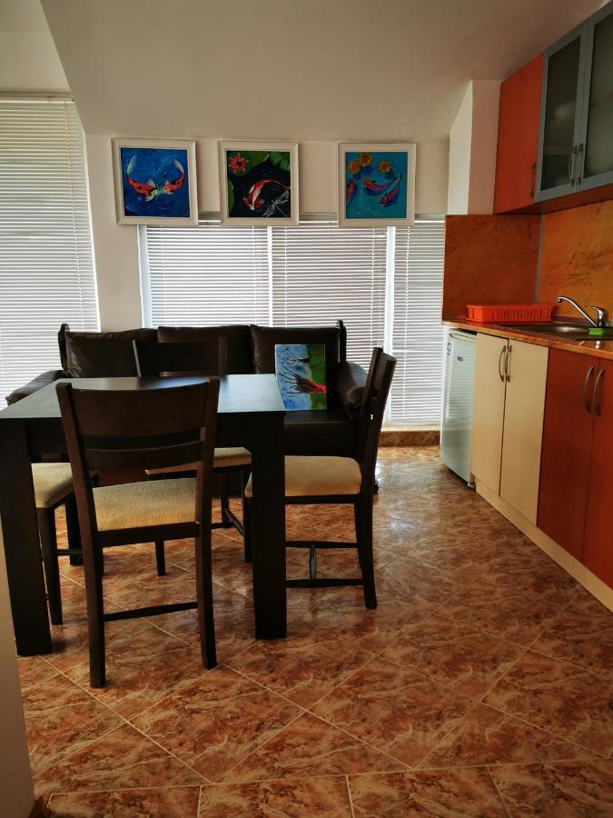 Jelezchevi Guest Rooms พรีมอร์สโก ภายนอก รูปภาพ