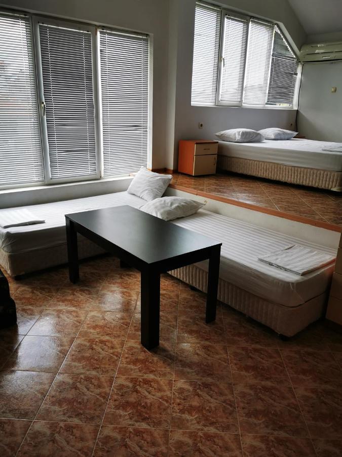 Jelezchevi Guest Rooms พรีมอร์สโก ภายนอก รูปภาพ