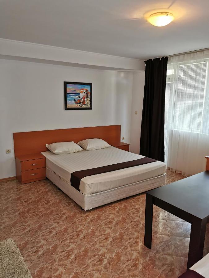 Jelezchevi Guest Rooms พรีมอร์สโก ภายนอก รูปภาพ