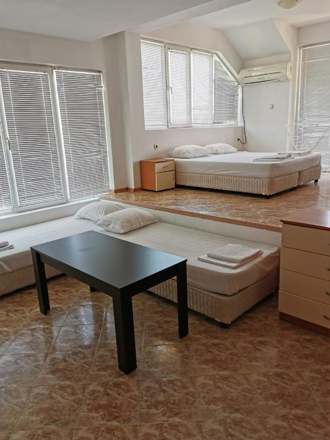 Jelezchevi Guest Rooms พรีมอร์สโก ภายนอก รูปภาพ