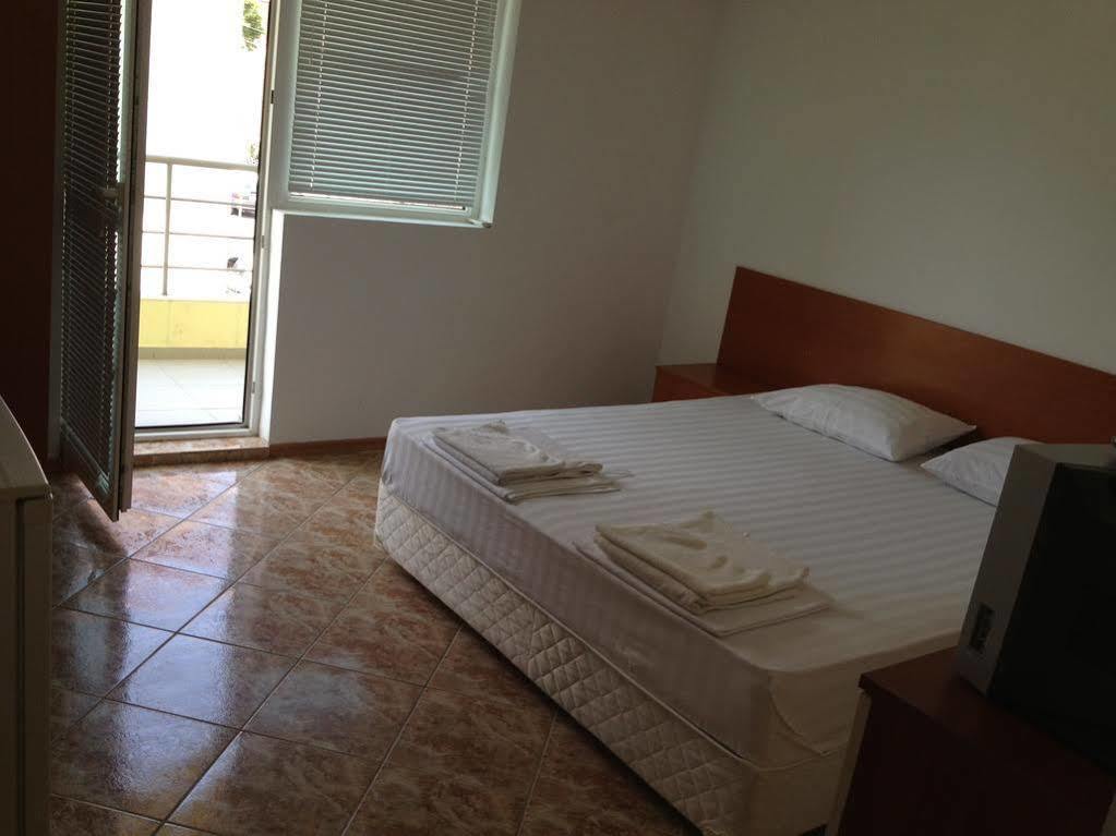 Jelezchevi Guest Rooms พรีมอร์สโก ภายนอก รูปภาพ